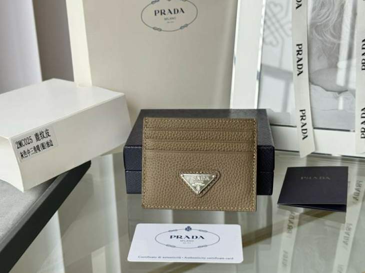 Picture of Prada Wallets _SKUfw215513610fw